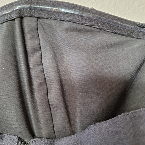 Alice + Olivia Black Strapless Jeri Sequin Crop Jumpsuit. Womens size M 8/10 - Picture 6 of 11